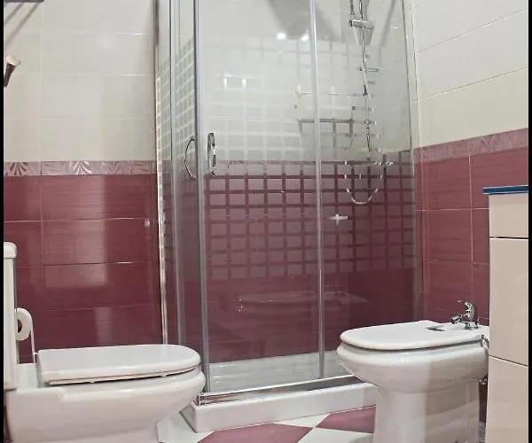 Loyola Апартаменти *